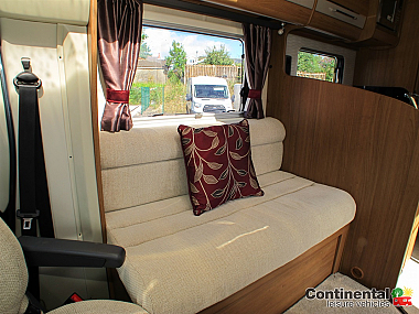  2015-autotrail-apache-632-for-sale-uc5904-20.jpg