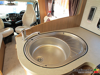  2015-autotrail-apache-632-for-sale-uc5904-23.jpg