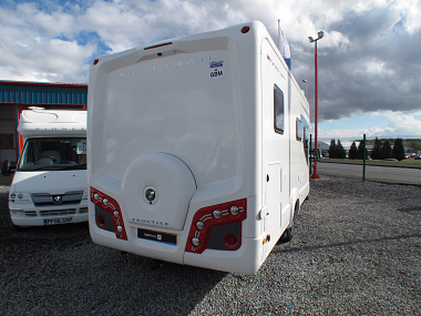  2015-autotrail-frontier-mohawk-for-sale-uc5546-6.jpg