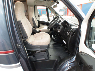  2015-autotrail-mohawk-for-sale-uc5707-21.jpg