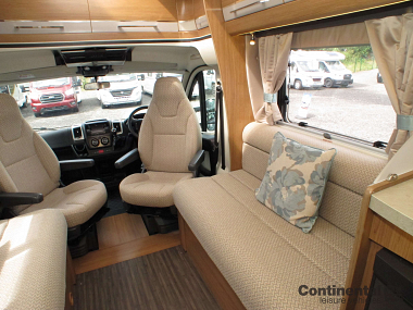  2015-autotrail-mohawk-for-sale-uc5707-27.jpg
