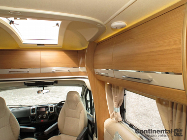  2015-autotrail-mohawk-for-sale-uc5707-30.jpg