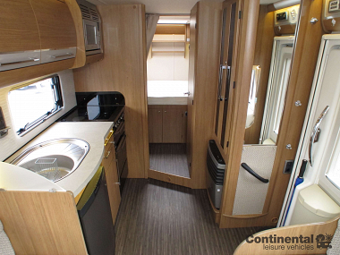  2015-autotrail-mohawk-for-sale-uc5707-36.jpg