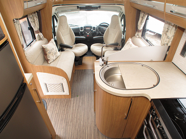  2015-autotrail-savannah-for-sale-uc5559-37.jpg