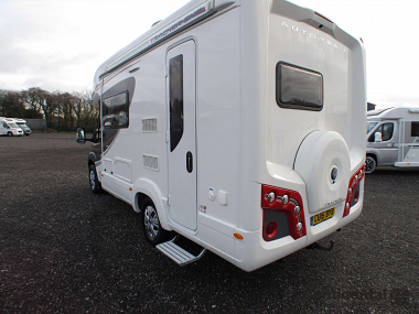  2015-autotrail-tracker-eks-for-sale-uc5643-4.jpg