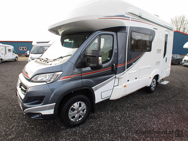  2015-autotrail-tracker-eks-for-sale-uc5643-5.jpg