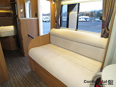  2015-autotrail-tracker-fb-for-sale-uc5838-44.jpg