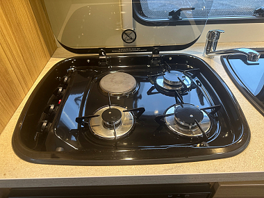  2015-elddis-majestic-125-for-sale-uc6079-19.jpg