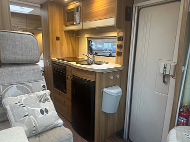  2015-elddis-majestic-125-for-sale-uc6079-38.jpg