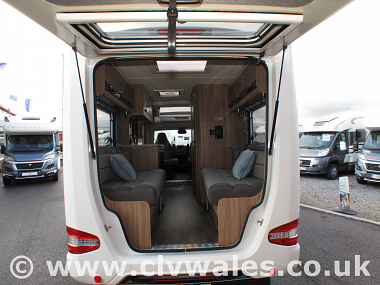  2015-swift-rio-320-uc5505-15.jpg