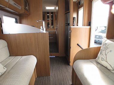  2016-autotrail-frontier-savannah-for-sale-uc5555-21.jpg