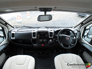  2016-autotrail-imala-625-for-sale-uc5986-15.jpg