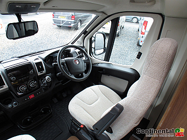  2016-autotrail-imala-625-for-sale-uc5986-16.jpg