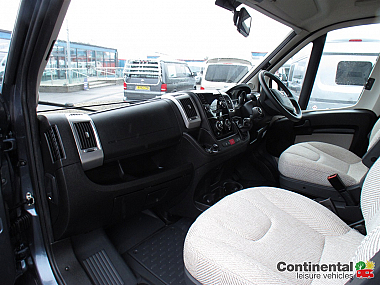  2016-autotrail-imala-625-for-sale-uc5986-20.jpg