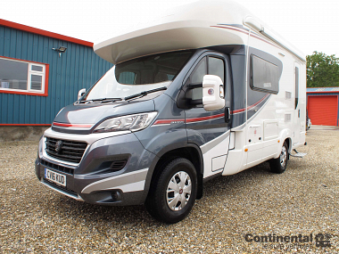  2016-autotrail-tracker-eks-for-sale-ros255-11.jpg