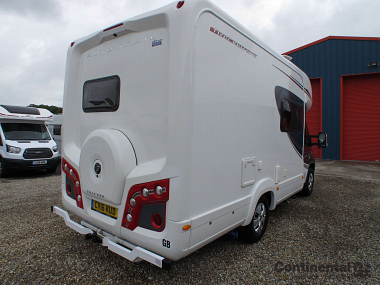  2016-autotrail-tracker-eks-for-sale-ros255-6.jpg