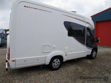  2016-autotrail-tracker-eks-for-sale-ros255-7.jpg