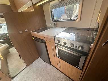  2016-autotrail-tribute-715-for-sale-uc6184-41.jpg