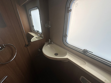  2016-autotrail-tribute-715-for-sale-uc6184-63.jpg