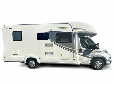  2016-autotrail-tribute-715-uc6184-6.jpg