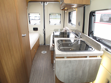  2016-autotrail-v-line-540-se-for-sale-ros246-15.jpg