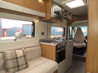  2016-autotrail-v-line-540-se-for-sale-ros246-38.jpg