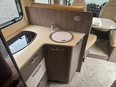  2016-burstner-ixeo-726g-for-sale-ros301-21.jpg