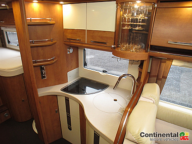  2016-carthago-chic-c-line-t49-for-sale-uc5922-20.jpg