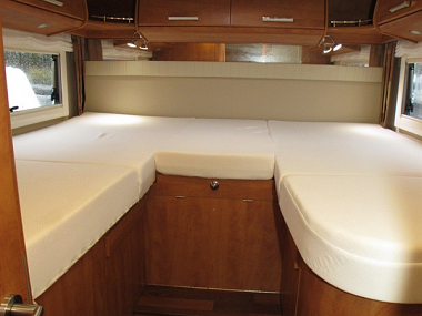  2016-carthago-chic-c-line-t49-for-sale-uc5922-53.jpg