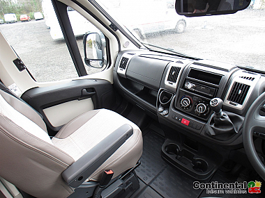  2016-chausson-welcome-737-for-sale-uc5987-15.jpg