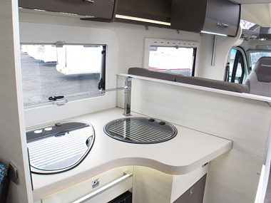  2016-chausson-welcome-737-for-sale-uc5987-25.jpg
