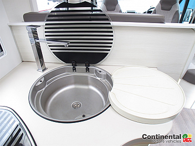  2016-chausson-welcome-737-for-sale-uc5987-27.jpg