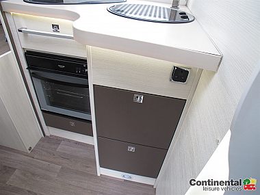  2016-chausson-welcome-737-for-sale-uc5987-31.jpg