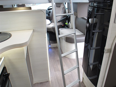  2016-chausson-welcome-737-for-sale-uc5987-41.jpg