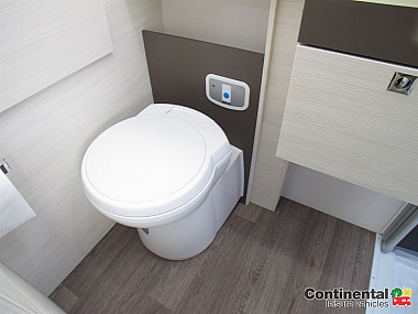  2016-chausson-welcome-737-for-sale-uc5987-55.jpg