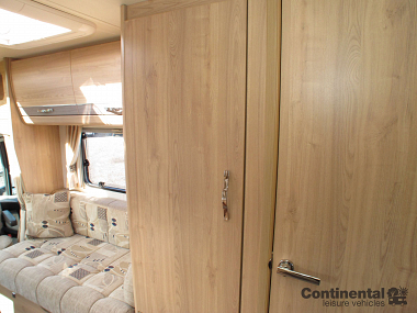  2016-elddis-majestic-for-sale-uc5677-44.jpg