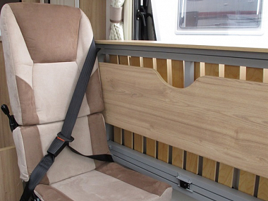  2016-elddis-sussex-ashington-for-sale-uc6025-6_1.jpg