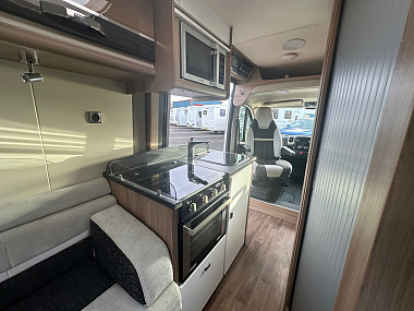  2016-swift-autocruise-rhythm-for-sale-uc6085-23.jpg