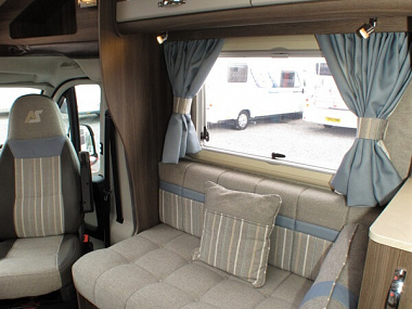  2017-autosleeper-corinium-rb-for-sale-uc5858-20.jpg