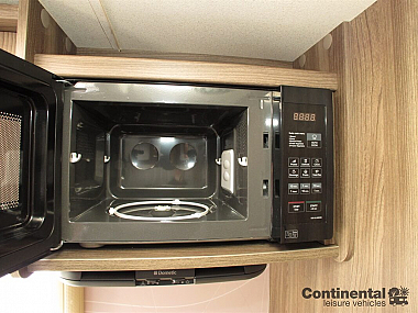  2017-autosleeper-corinium-rb-for-sale-uc5858-36.jpg