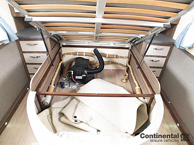  2017-autosleeper-corinium-rb-for-sale-uc5858-42.jpg