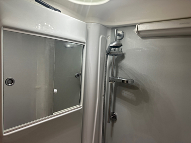  2017-autosleeper-stanton-for-sale-uc6080-19.jpg