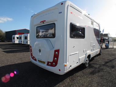  2017-autotrail-apache-634-for-sale-uc5541-6.jpg