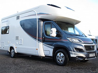  2017-autotrail-apache-634-for-sale-uc5744-8.jpg