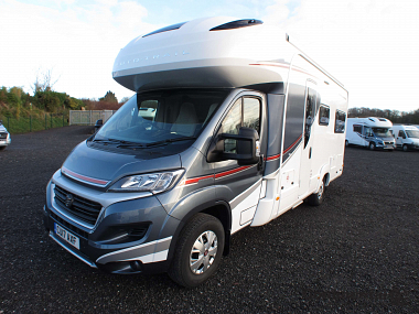  2017-autotrail-apache-634-uc5649-3.jpg