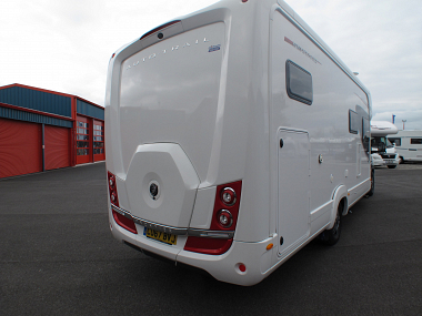  2017-autotrail-frontier-serrano-for-sale-uc5558-7.jpg