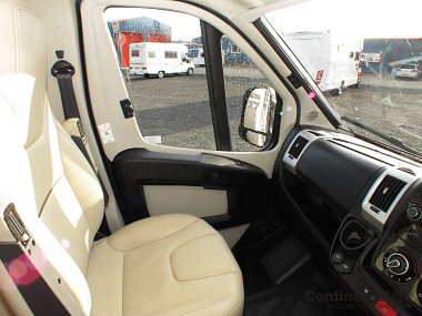  2017-autotrail-frontier-serrano-for-sale-uc5659-22.jpg