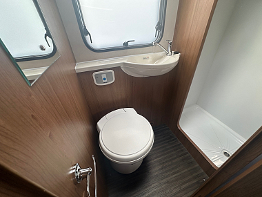  2017-autotrail-imala-720-for-sale-ros317-62.jpg
