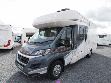  2017-autotrail-tracker-rb-for-sale-ros243-2.jpg