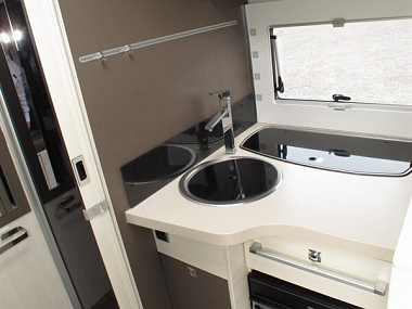 2017-chausson-welcome-530-for-sale-uc5795-25.jpg